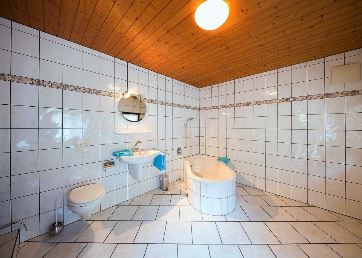 Ferienhaus Angela Villa ฮาเมลน์ ภายนอก รูปภาพ